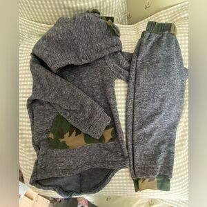 9-12 mo Kids Dinosaur Gray Camo Pocket Sweatpants Set